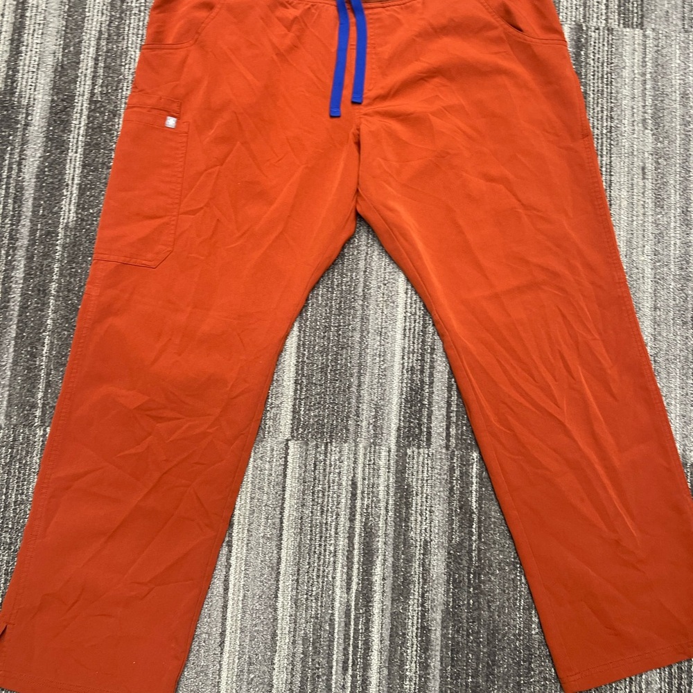 Figs Cargo scrub pants